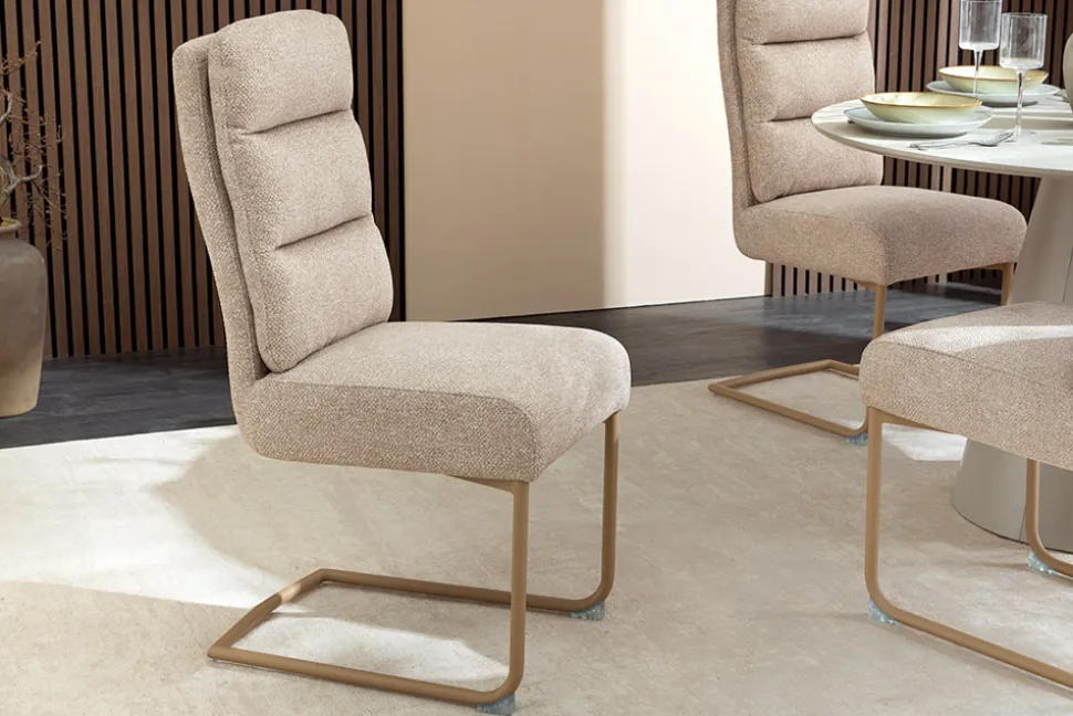 Design Freischwinger Stuhl COMFORT beige Strukturstoff mit Metallgestell