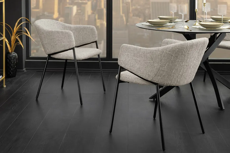 Design Stuhl NOBLESSE beige Chenille schwarzes Metallgestell