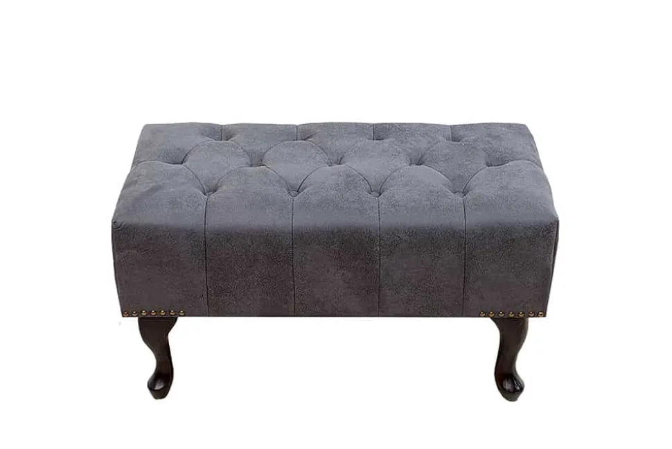 Edler Chesterfield Fußhocker antik grau Microfaser mit Knopfheftung und Nietenbesatz