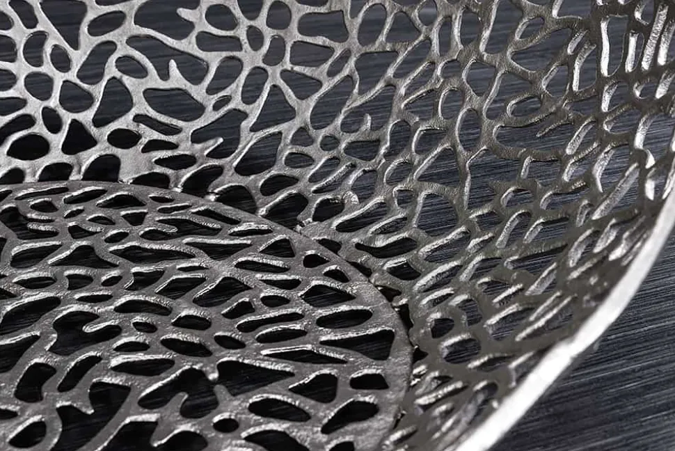Handgearbeiteter Couchtisch ORGANIC 120cm silber Metall Blatt-Design mit Stauraum