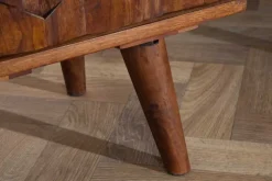 Massiver Beistelltisch MYSTIC LIVING 40cm Akazie braun 3D Oberfläche Nachttisch