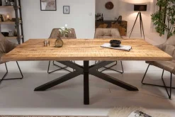 Massiver Industrial Esstisch GALAXIE 240cm natur Mangoholz schwarz Sterngestell