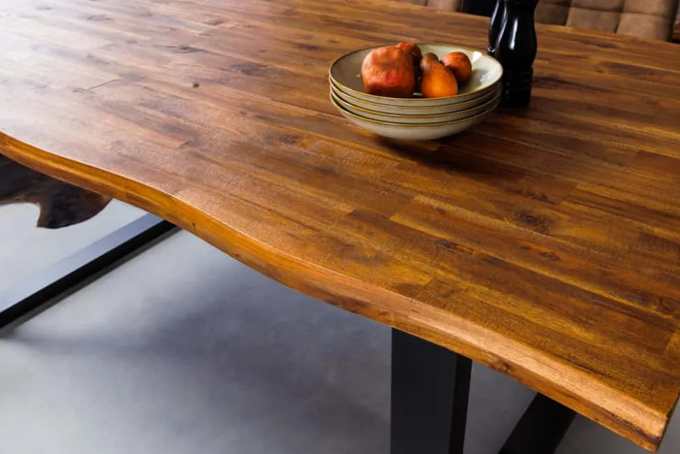 Massivholz Esstisch GENESIS 200cm braun geflammt Akazie Eisen schwarz Baumkante
