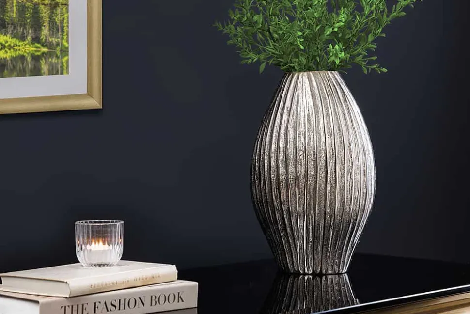 Moderne Vase ELEGANCE 35cm silber Metall Hammerschlag Design