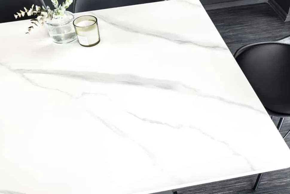 Moderner Esstisch GALAXIE 160cm weiß Keramik Marmor-Design glänzend Metallgestell schwarz