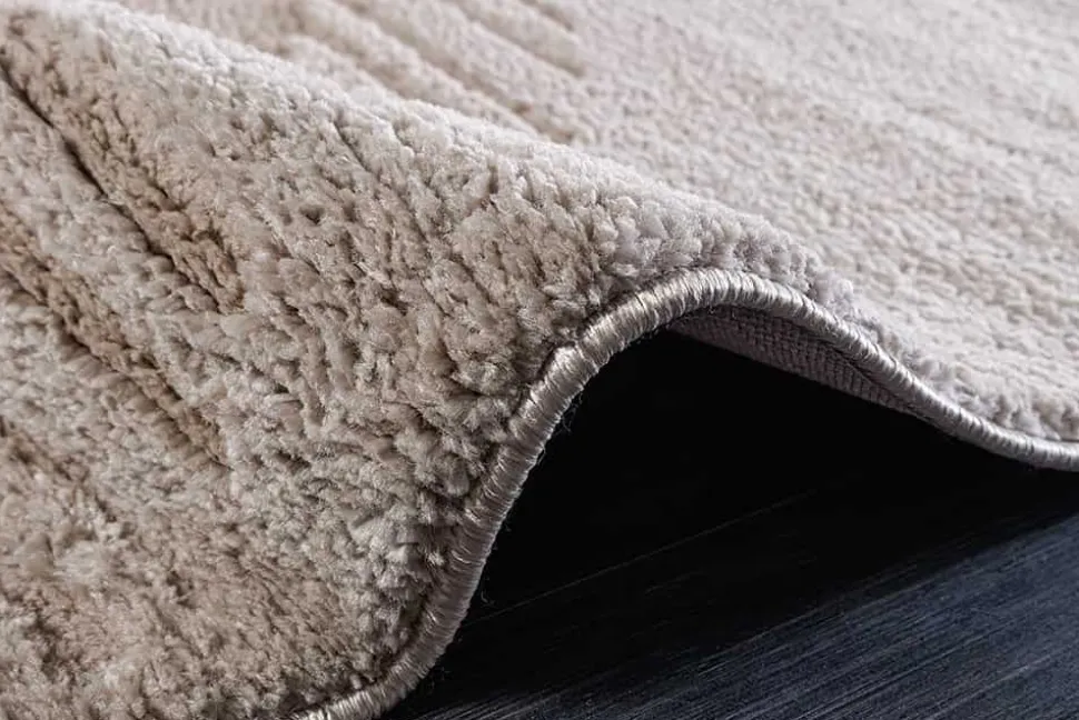 Moderner Hochflor Teppich ELLE DECORATION 235x160cm beige geometrisches Muster