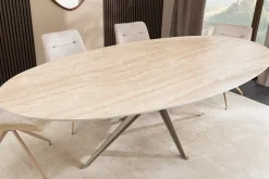 Ovaler Esstisch SCULPTURE 220cm natur Travertin Keramik champagner greige Metall