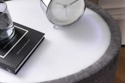 Ovaler Nachttisch SIGNUM 55cm grau Vogue Velours Samt inkl. Beleuchtung Schubladen