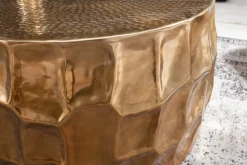 Runder Couchtisch ORGANIC ORIENT 70cm gold Metall Hammerschlag 3D-Design handmade