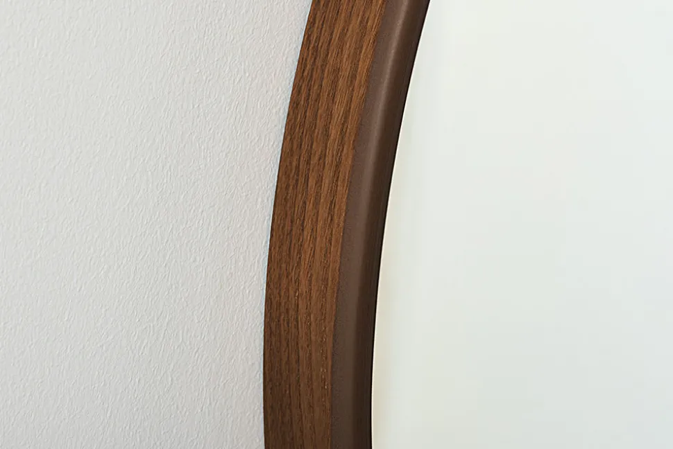 Runder Wandspiegel PORTRAIT 70cm braun in Walnussholz-Design