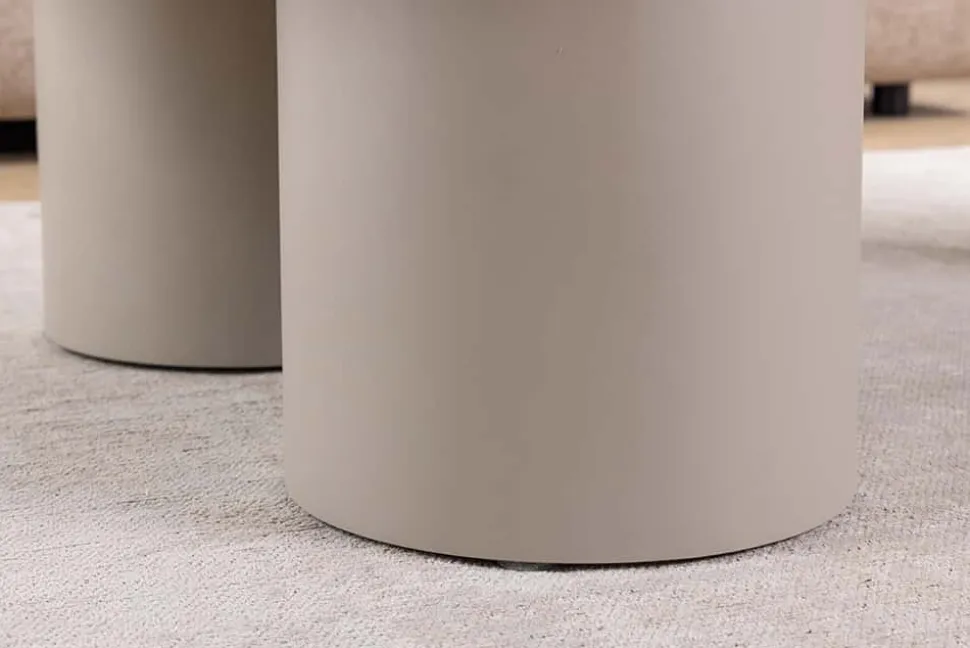 Stilvoller Couchtisch ORGANIKO 130cm cement greige organische Form